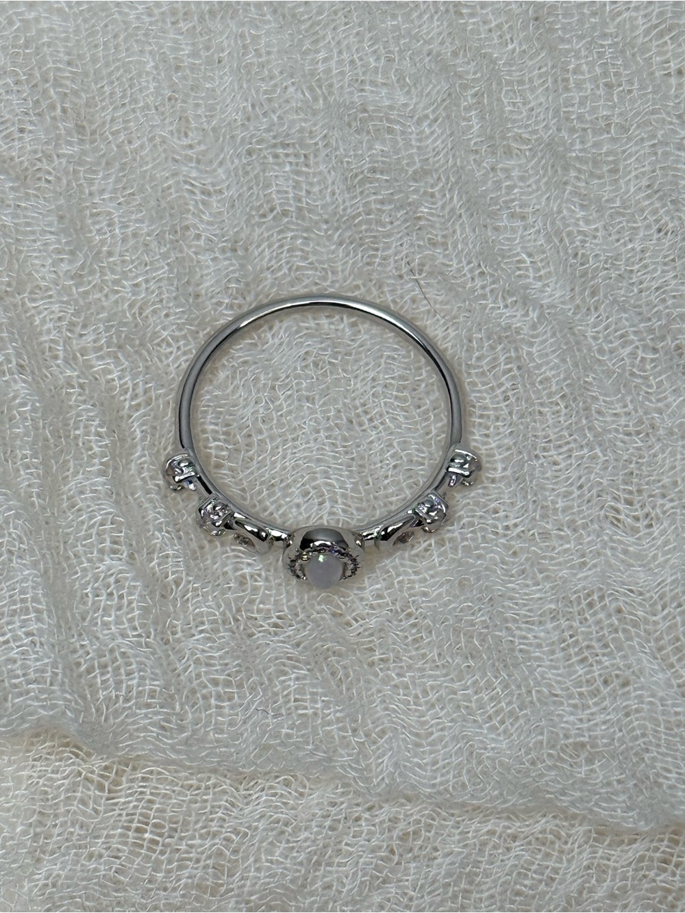 925 Sterling Silver ring with oval opal center stone and small stone, Size 8 - Picture 2 of 4